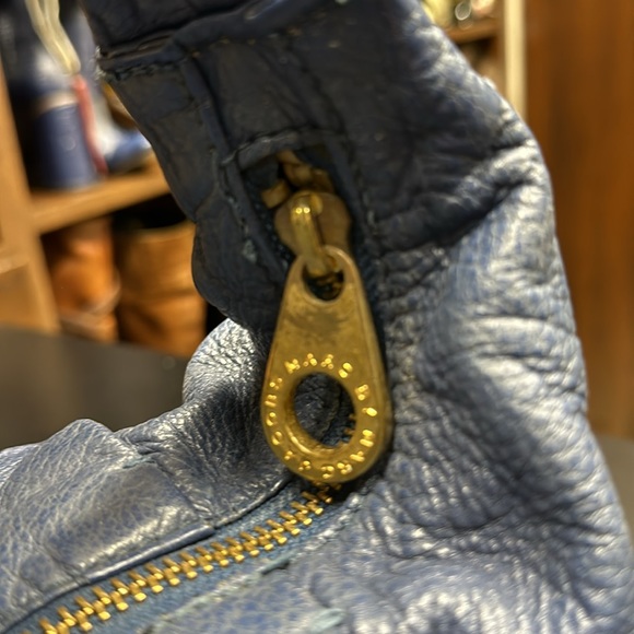 Gorgeous Marc Jacob’s leather bag. - Picture 2 of 7